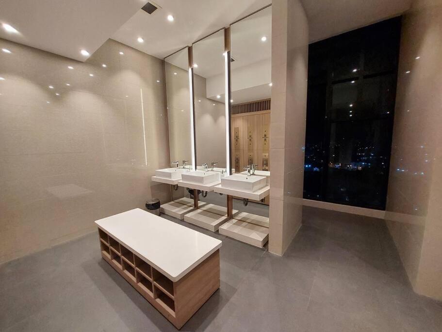 D1Mension 3Br Luxury Condo City Center In Dist 1 Ho-Chi-Minh-Stadt Exterior foto